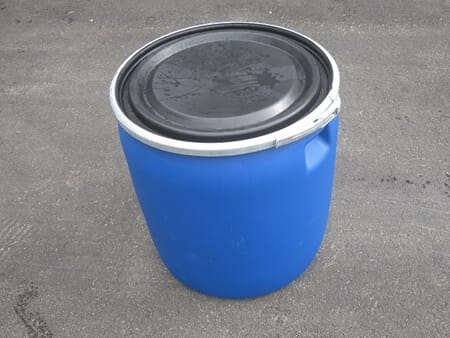 PLASTFAT,130 L. M/LOKK