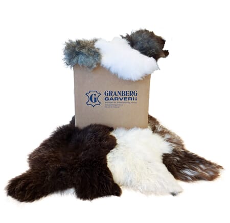 10 stk Saueskinn, ass. fargar -  forhandlartilbud