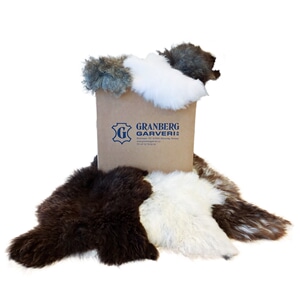 10 stk Saueskinn, ass. fargar -  tilbud